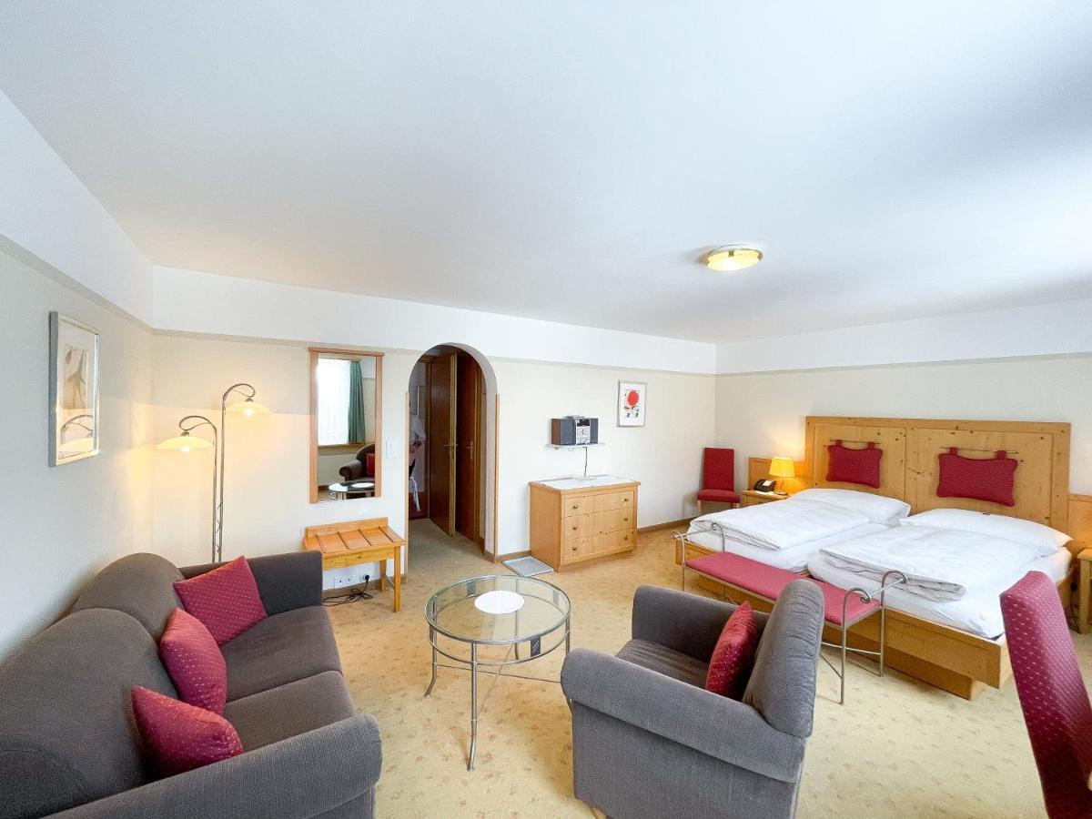 Hotel Engadinerhof Pontresina Buitenkant foto