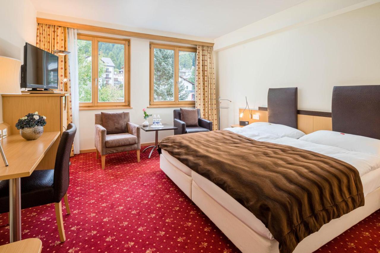 Hotel Engadinerhof Pontresina Buitenkant foto